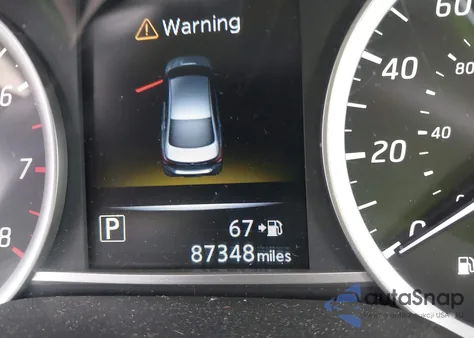 2017 Nissan Sentra Sr z USA, uszkodzony, nr VIN 3N1AB7AP2HY331735